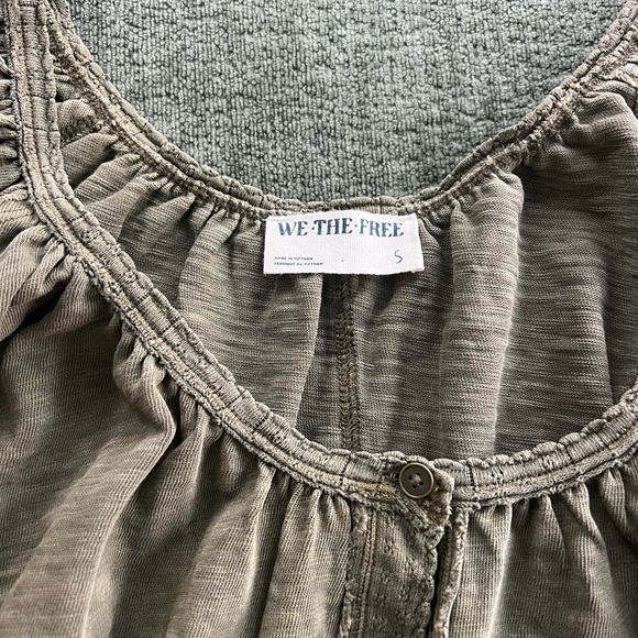 Free People Tops - Free People Puff sleeve button down blouse